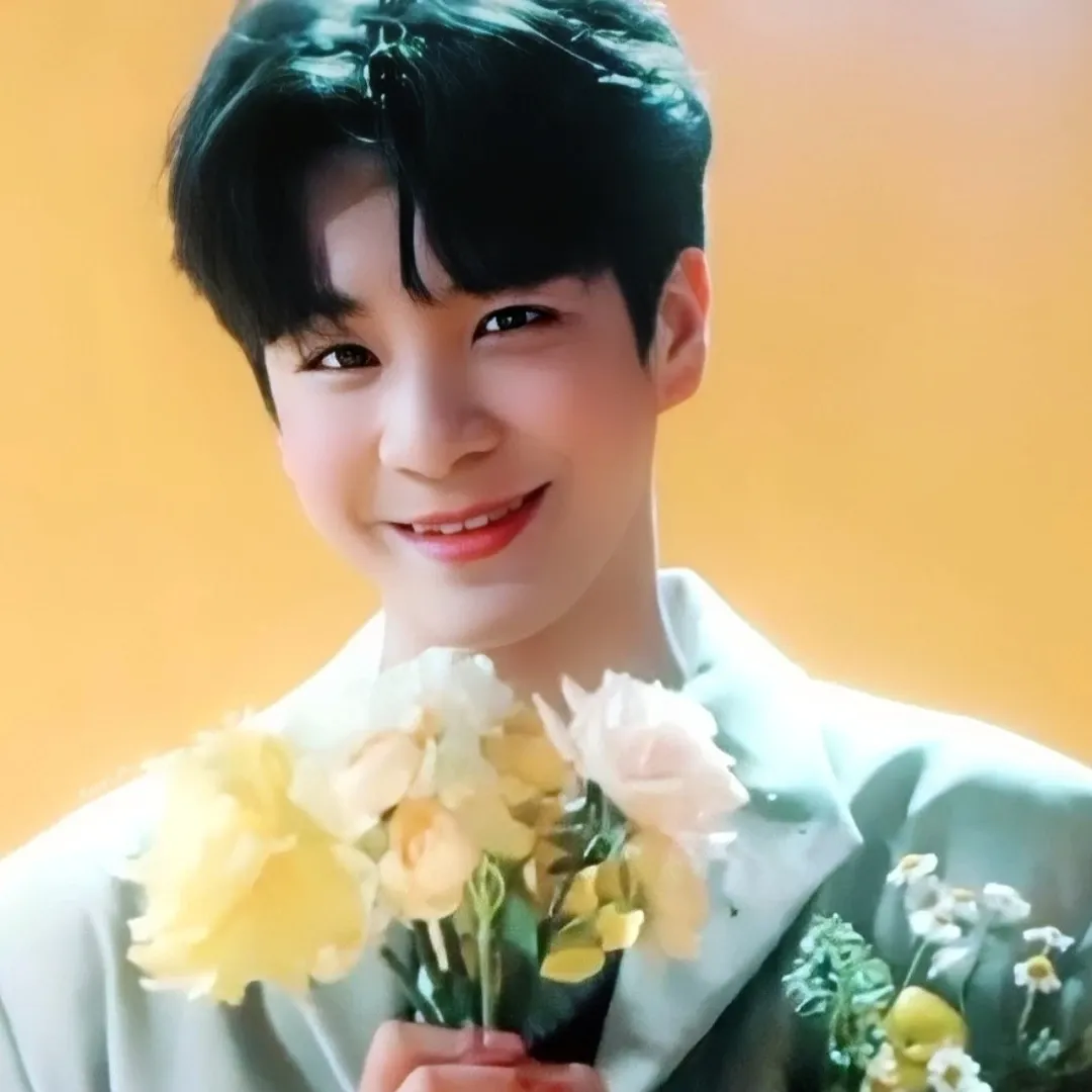 Latest photo of Jeong Dongwon