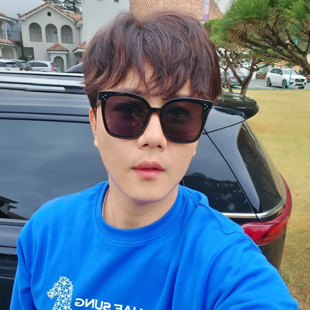 チン・ヘソンのビハインドカット