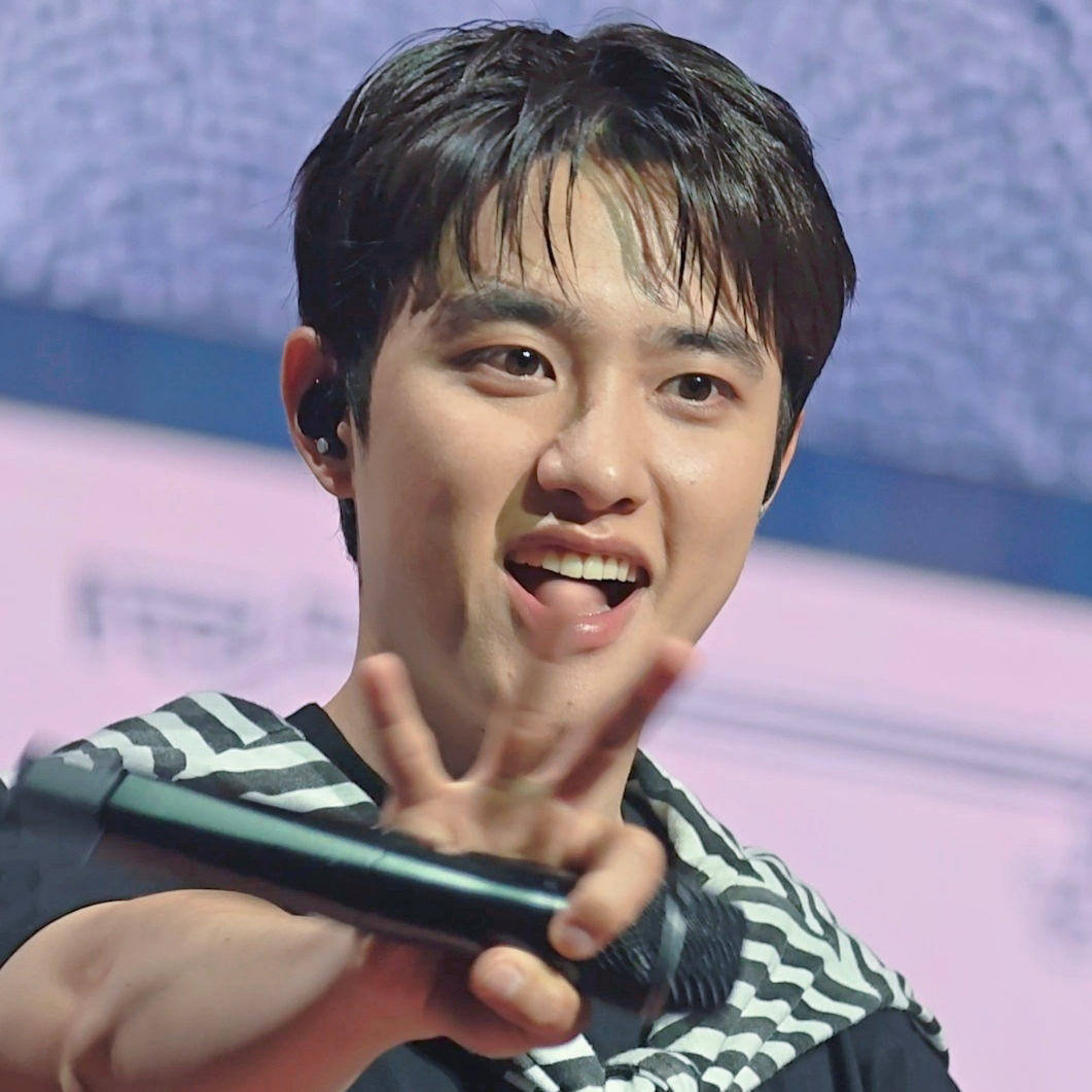 Cuplikan di balik layar dari Doh Kyungsoo (D.O.)