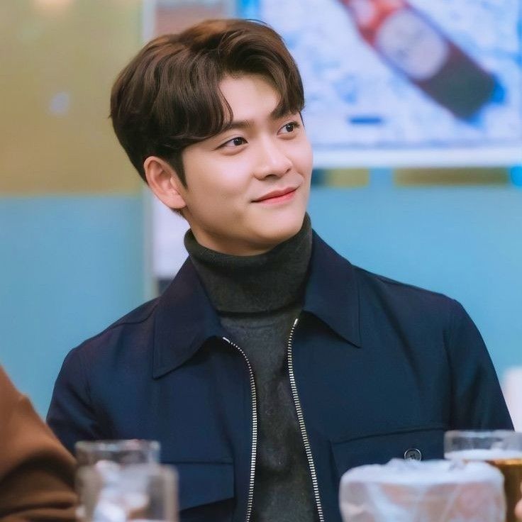 A moment captured by a fan of Kang Taeoh