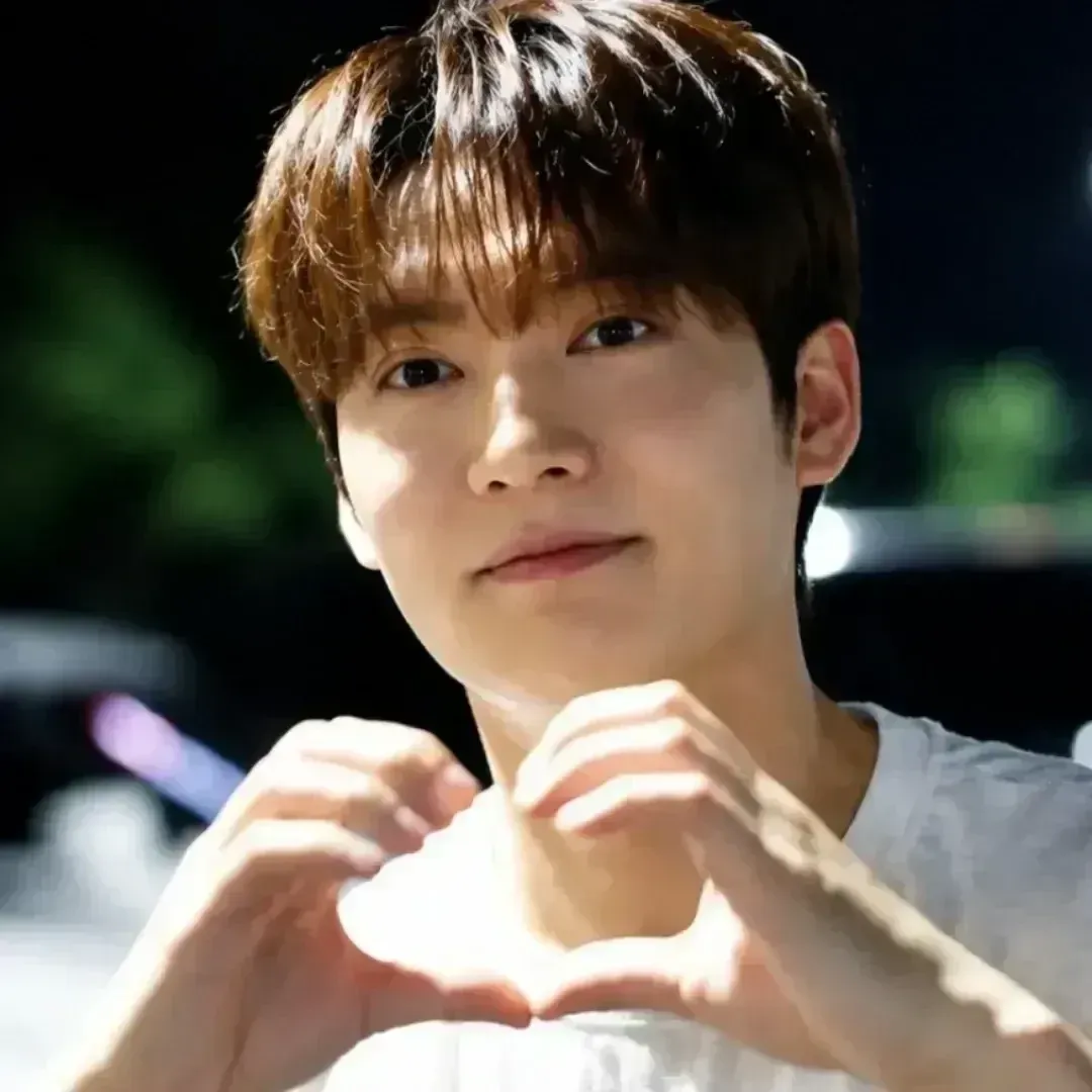 Recent activity shot of Son Binah