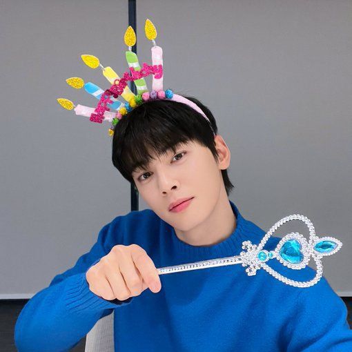 Behind-the-scenes cut of Cha Eunwoo