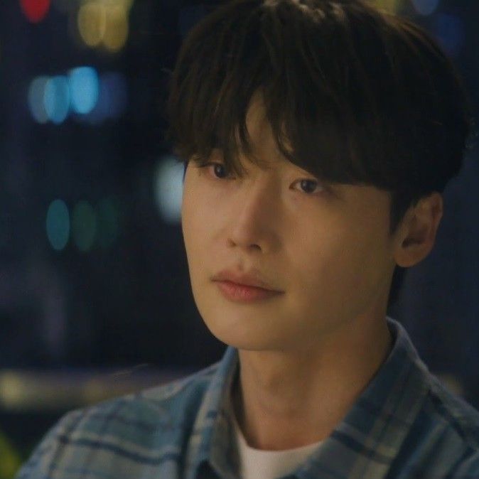 李鍾碩的最新照片