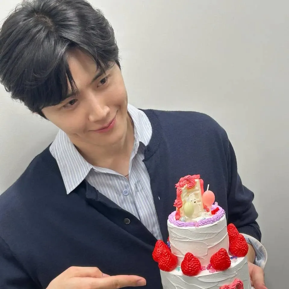 Latest photo of Kim Seonho