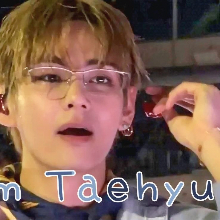 A moment captured by a fan of Kim Taehyung (V)