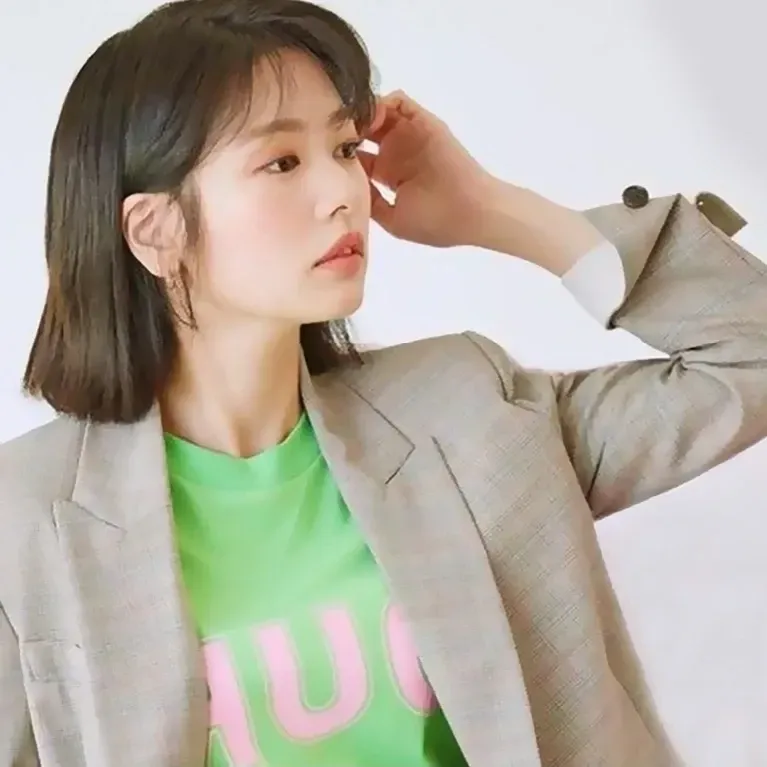 Recent activity shot of Jung Somin