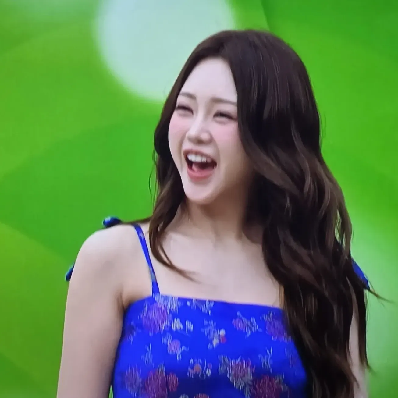 Foto kegiatan terbaru dari Hong Jiyoon