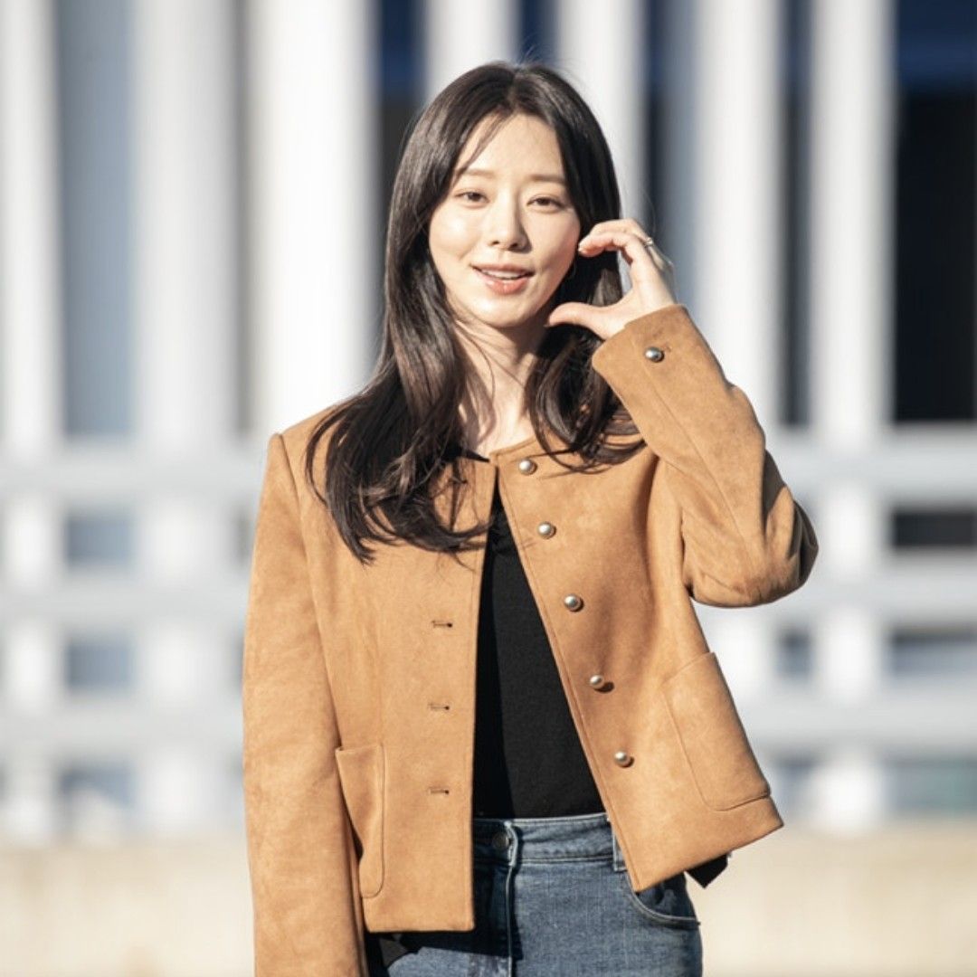 Recent activity shot of Lee Joobeen