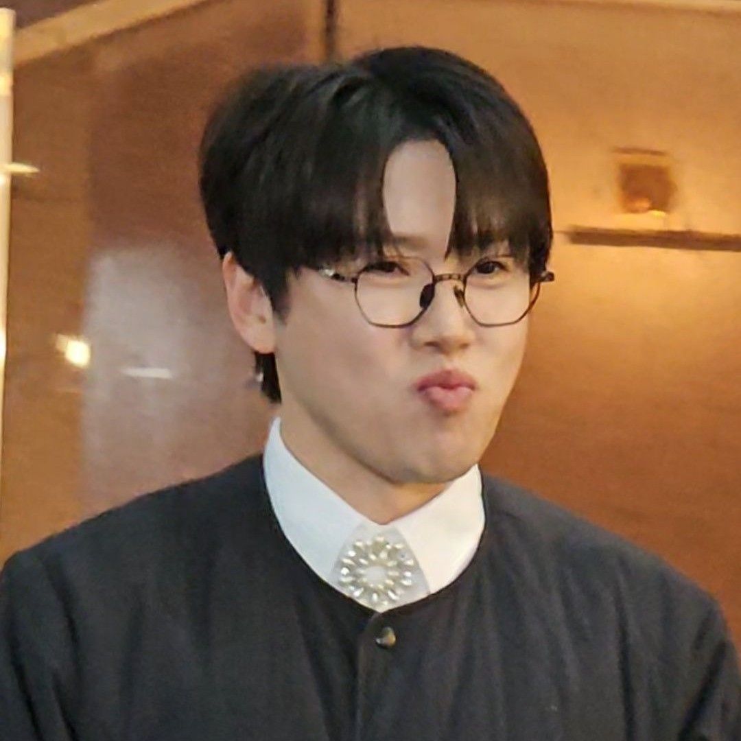 A moment captured by a fan of Chungil