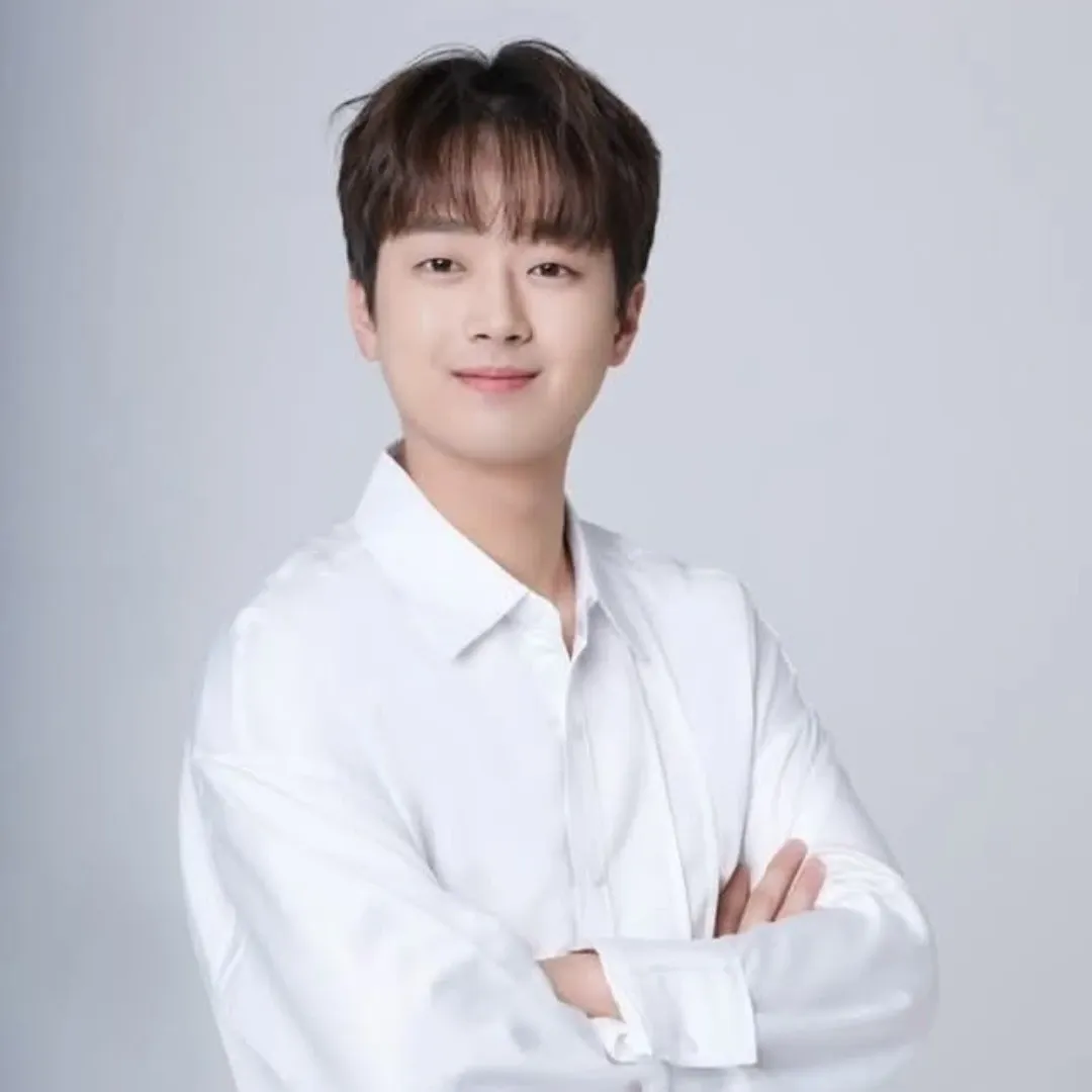 이찬원의 최신 사진
