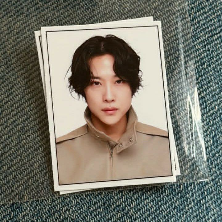 Recent activity shot of Lee Jongwon