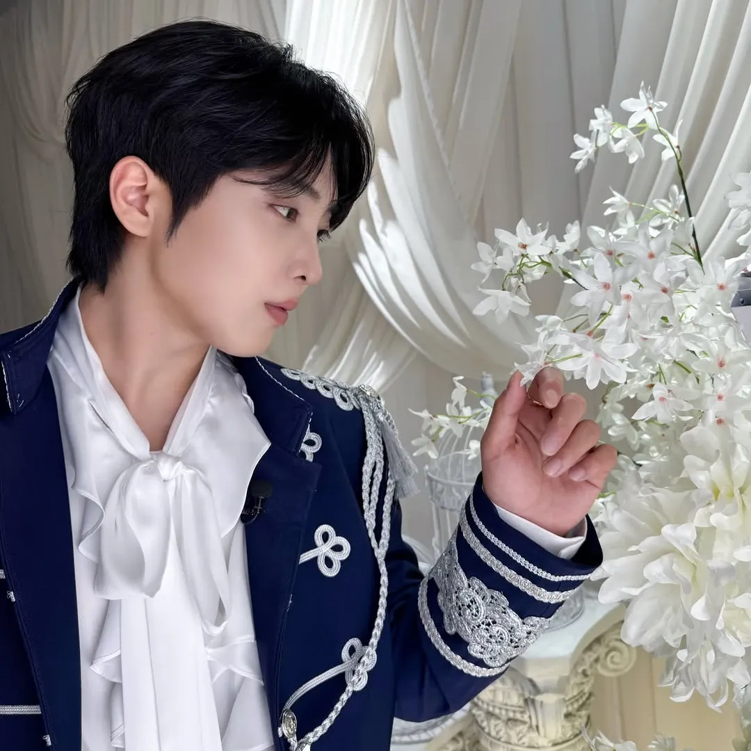 Latest photo of Hwang Yunsung