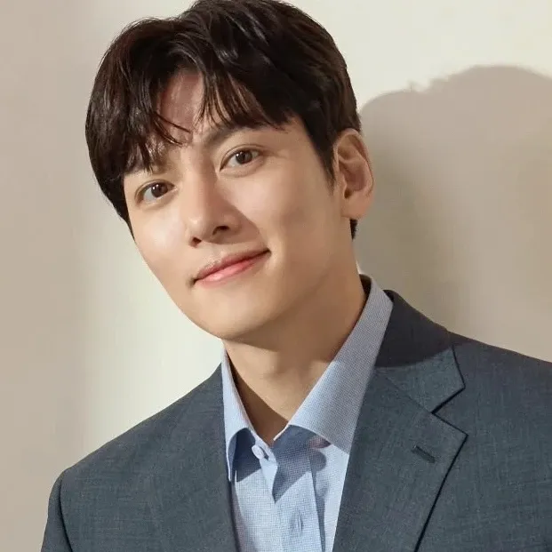 지창욱의 최신 사진