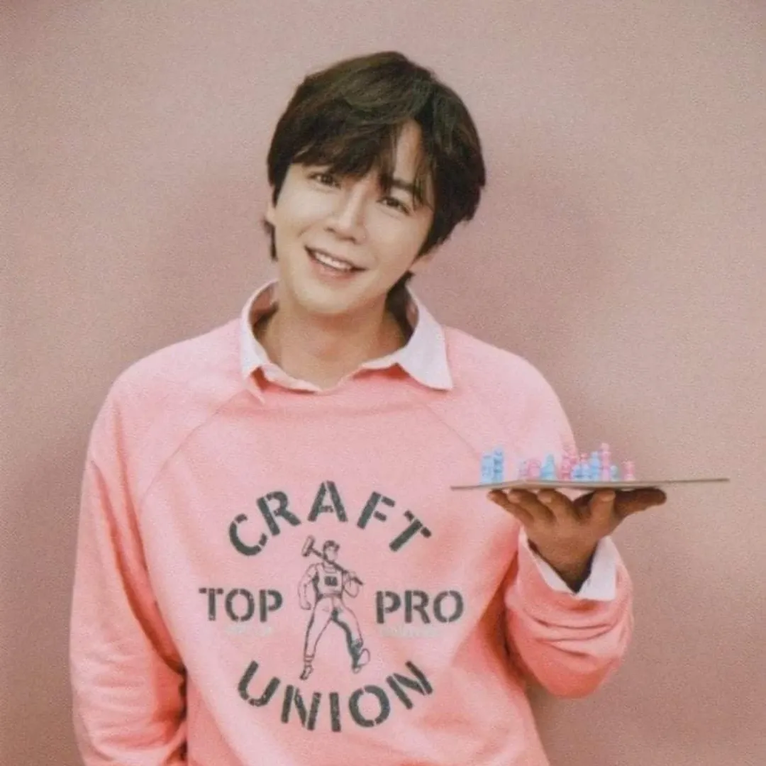 Latest photo of Jang Geunsuk