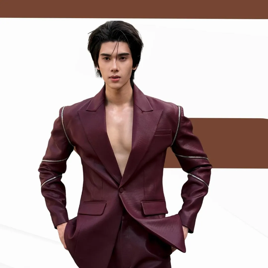 Latest photo of Dunk Natachai Boonprasert