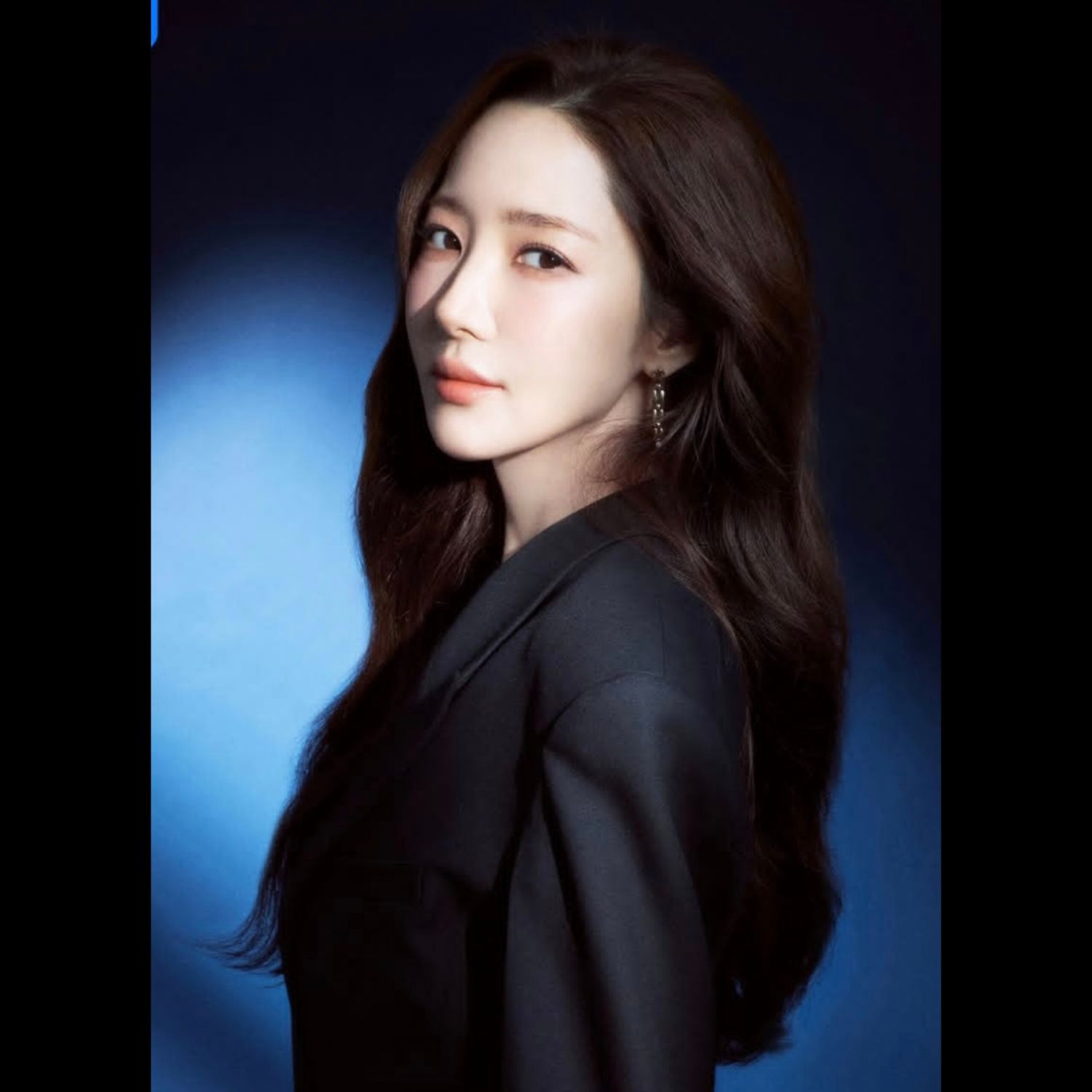 Recent activity shot of Park Minyoung