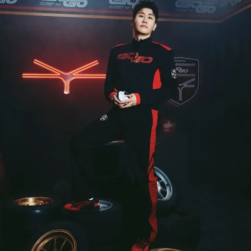 영탁의 비하인드 컷
