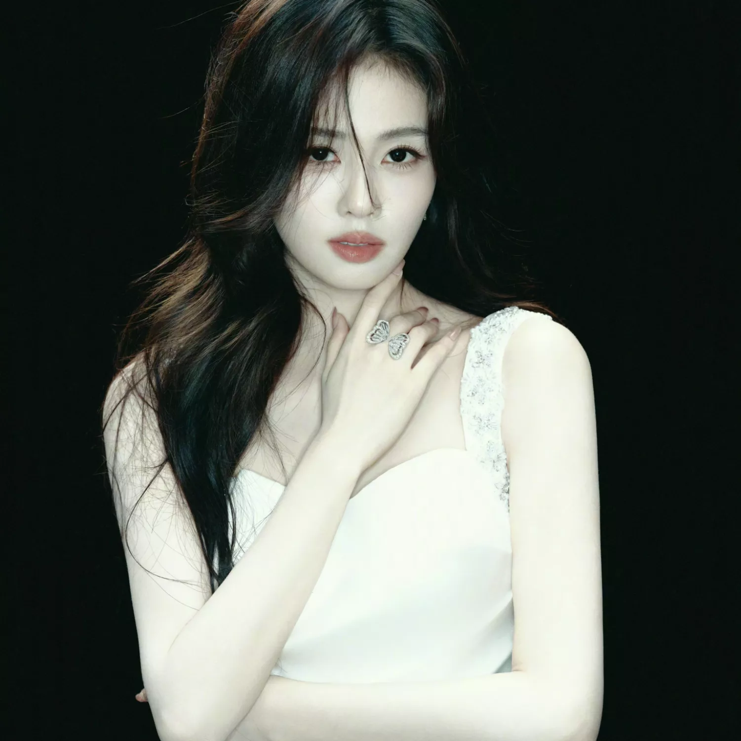 Latest photo of Bai Lu