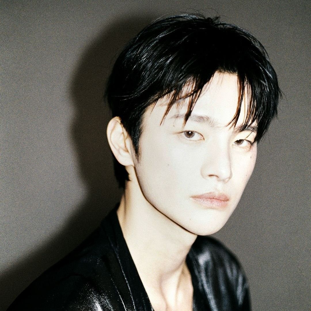 Cuplikan di balik layar dari Seo Inguk