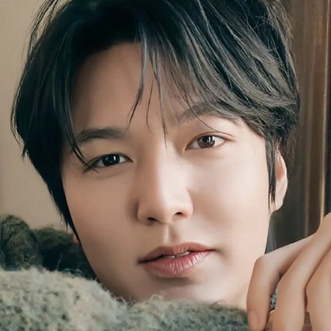 Latest photo of Lee Minho