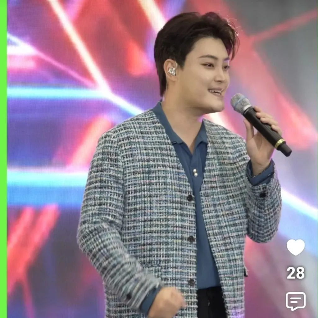 Behind-the-scenes cut of Kim Kyungmin