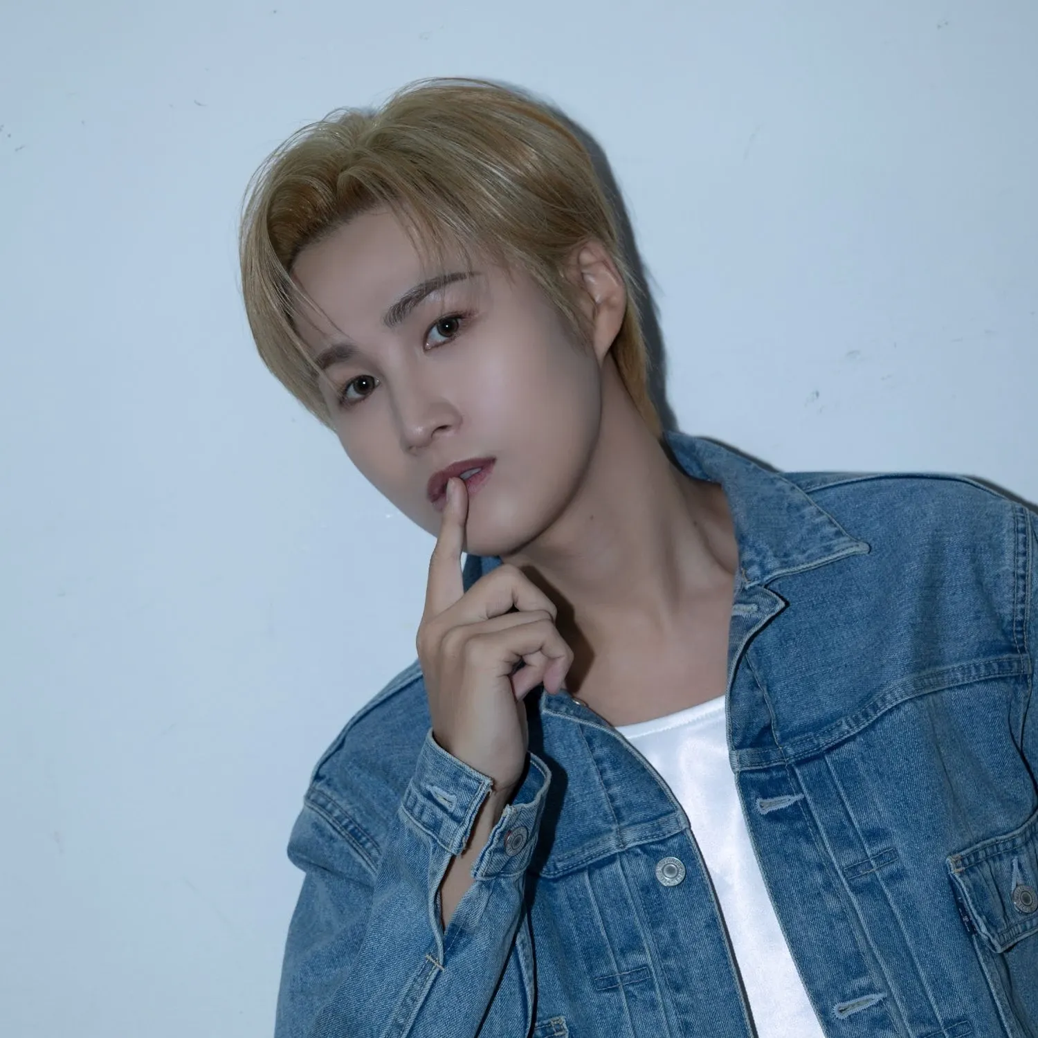 Cuplikan di balik layar dari Kim Heejae