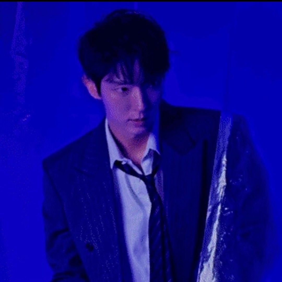Recent activity shot of Lee Joongi