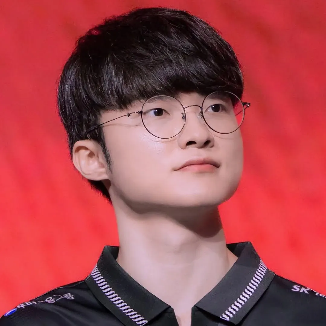 A moment captured by a fan of Faker