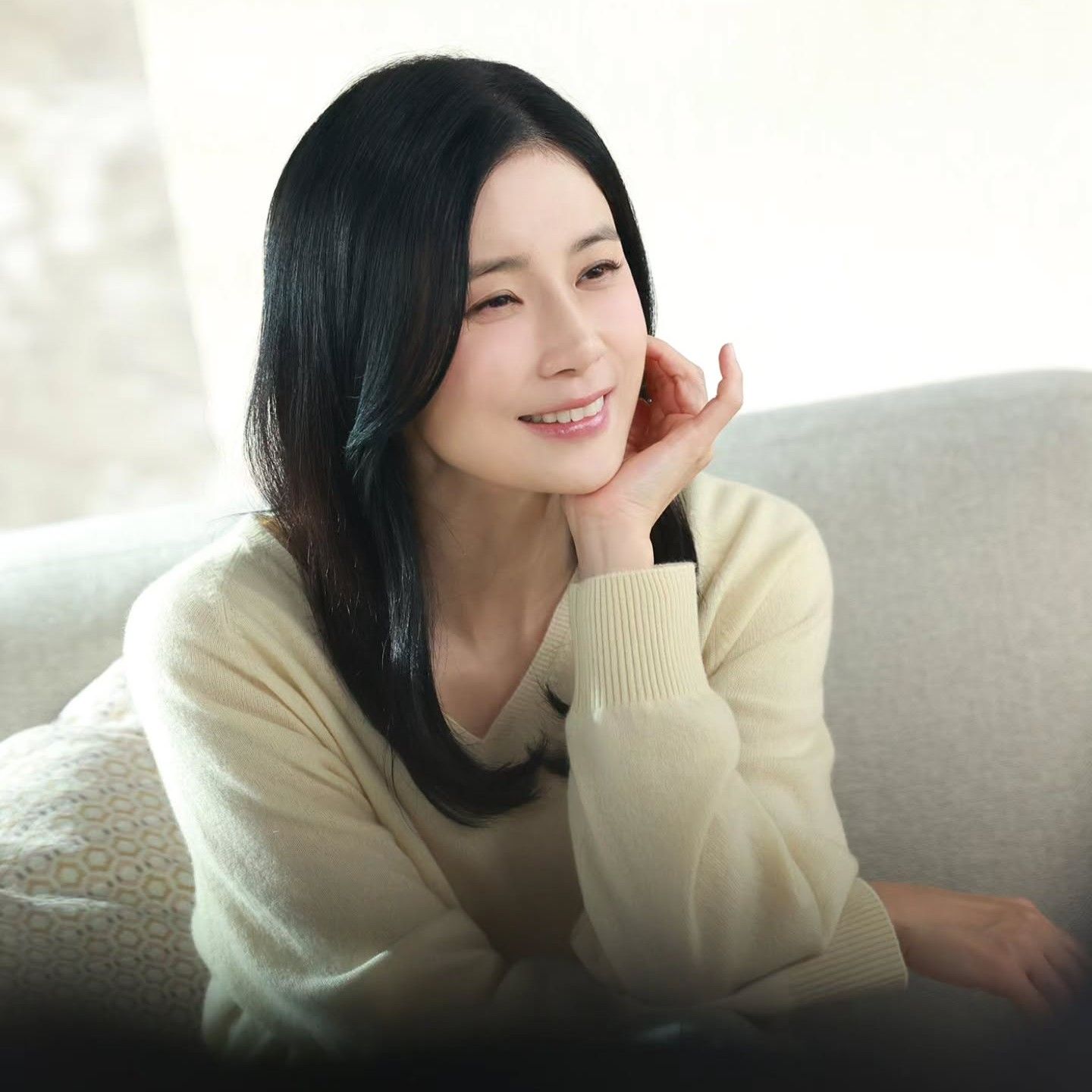 Recent activity shot of Lee Boyoung