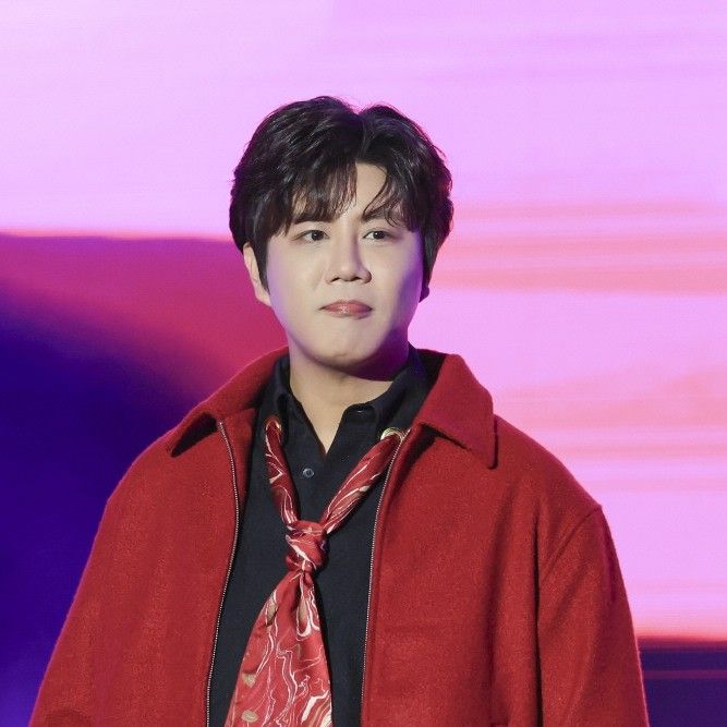 Recent activity shot of Jin Haesung