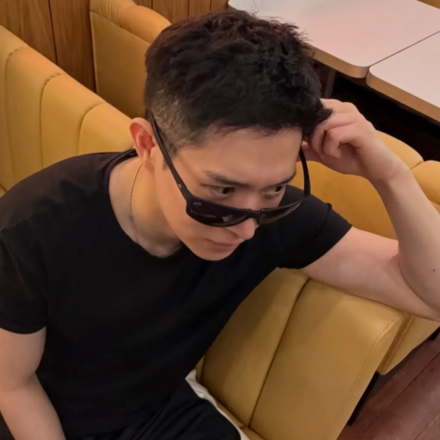 Behind-the-scenes cut of Kim Youngdae