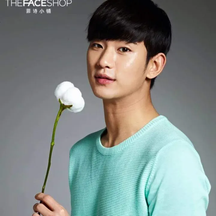 Behind-the-scenes cut of Kim Soohyun