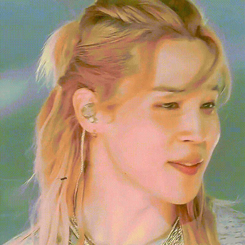 Recent activity shot of Ha Jimin