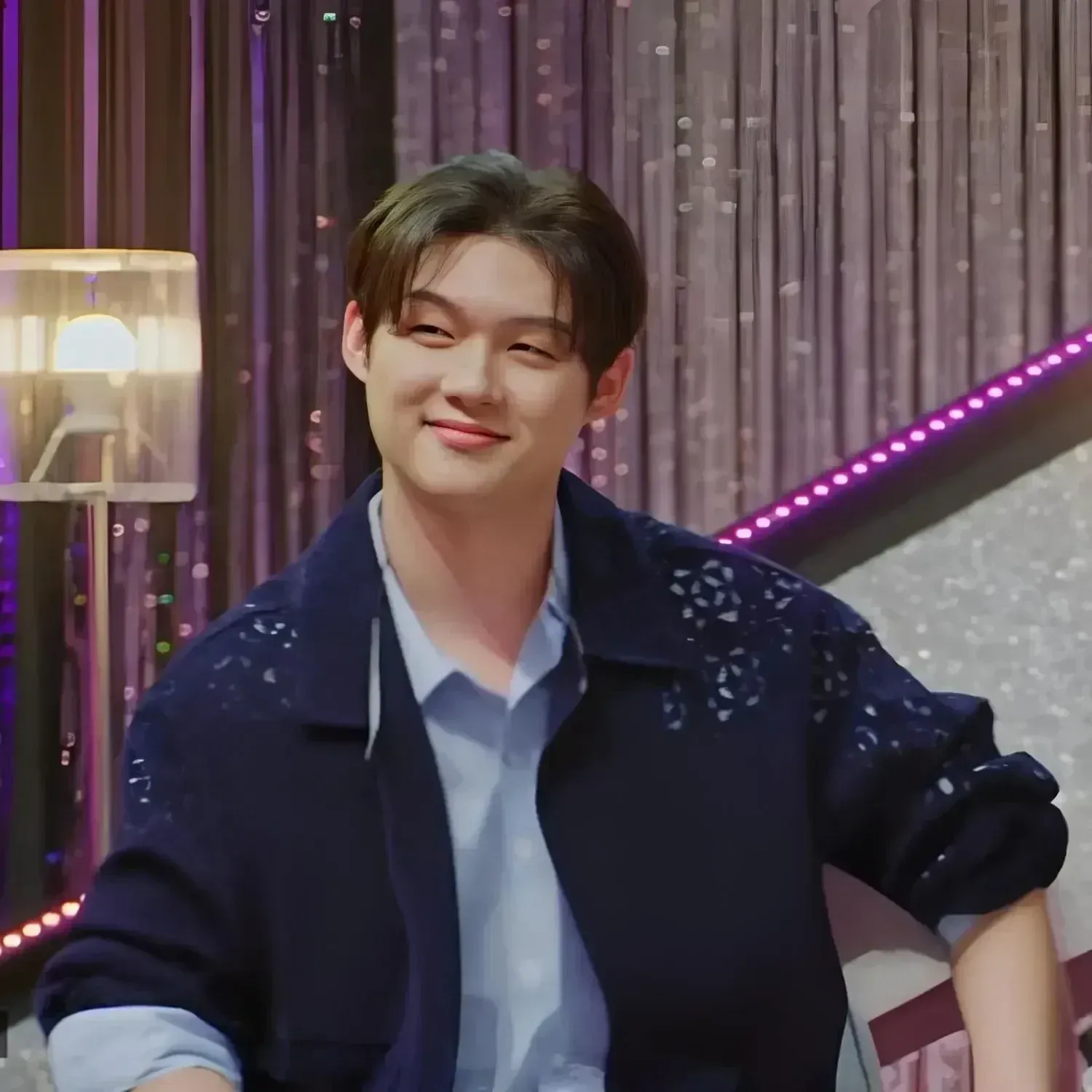 Behind-the-scenes cut of Choi Jaemyeong