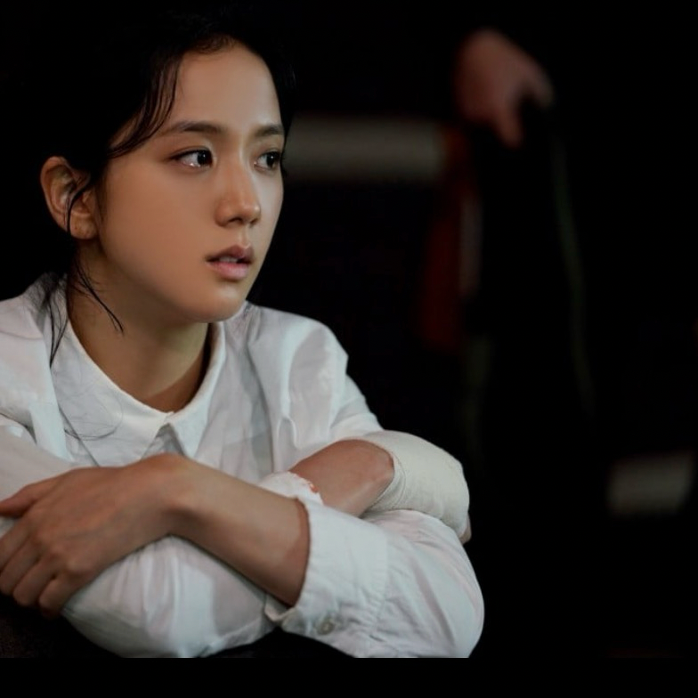 Latest photo of Jisoo (1995)