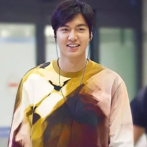 Behind-the-scenes cut of Lee Minho