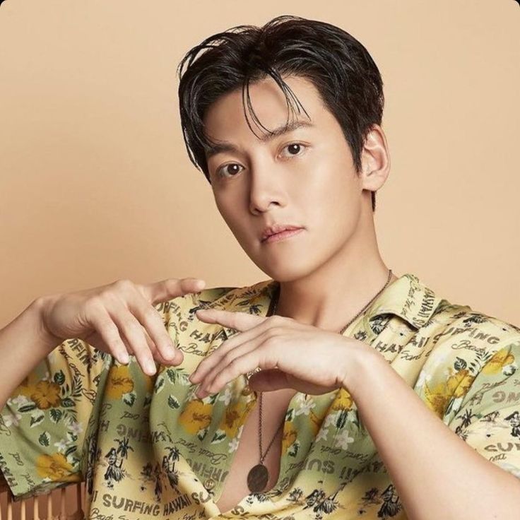 Behind-the-scenes cut of Ji Changwook