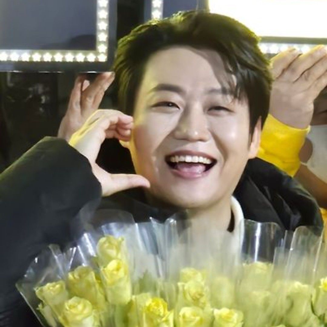 A moment captured by a fan of Min Soohyun