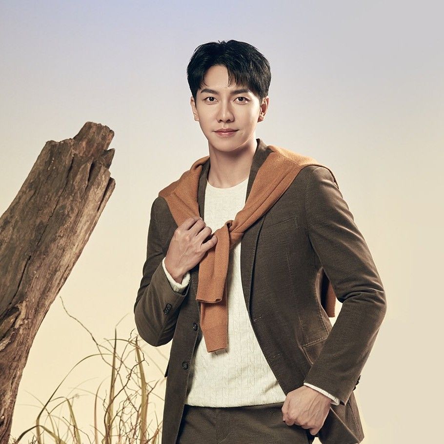 Momen yang diabadikan oleh penggemar Lee Seunggi