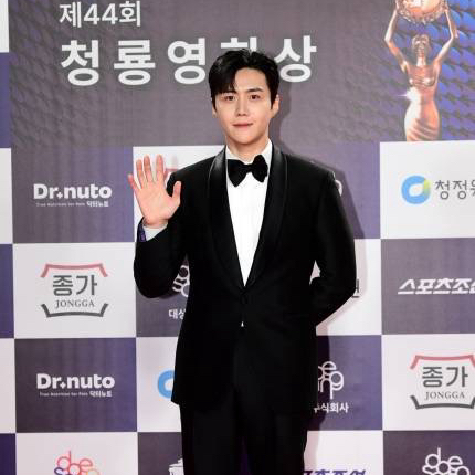 Recent activity shot of Kim Seonho
