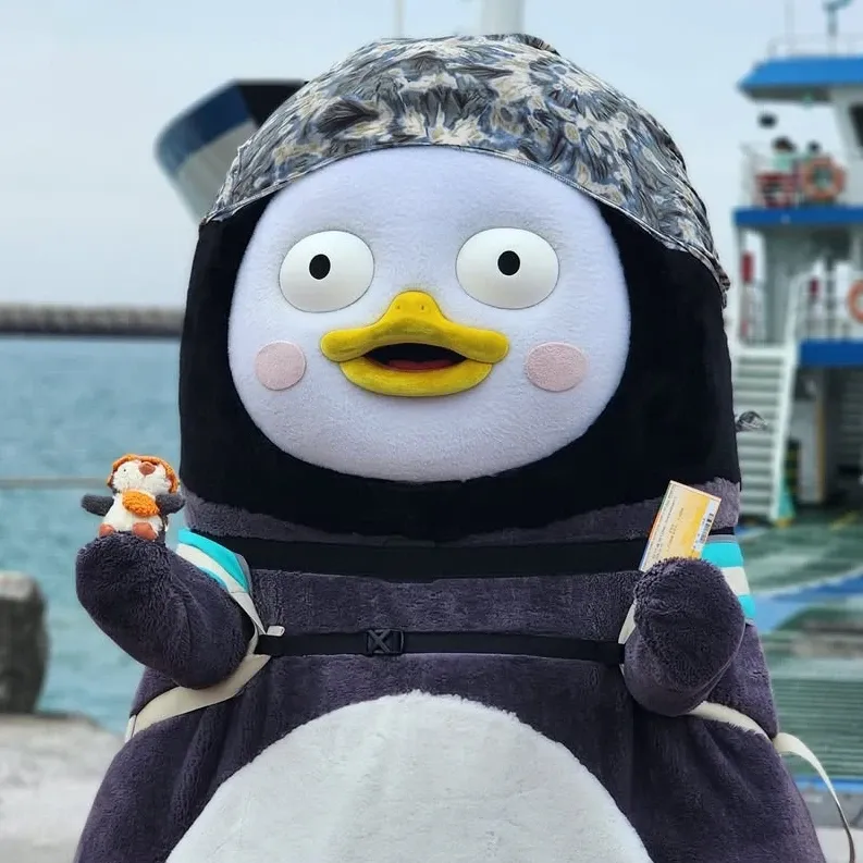 ペンスの最近の活動ショット