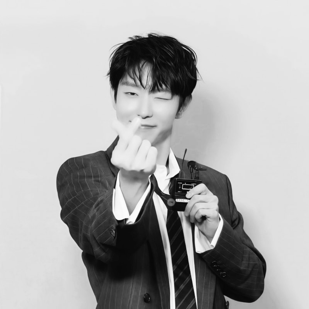 Latest photo of Lee Joongi