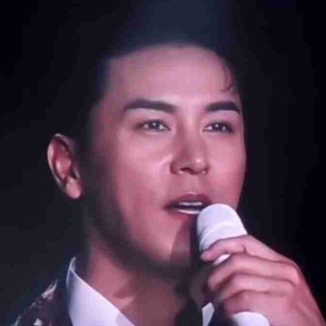 チャン・ミンホの最近の活動ショット