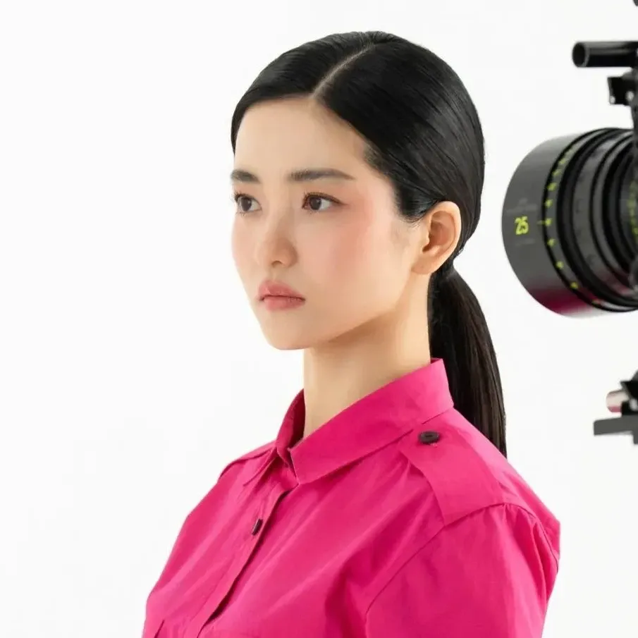 Behind-the-scenes cut of Kim Taeri
