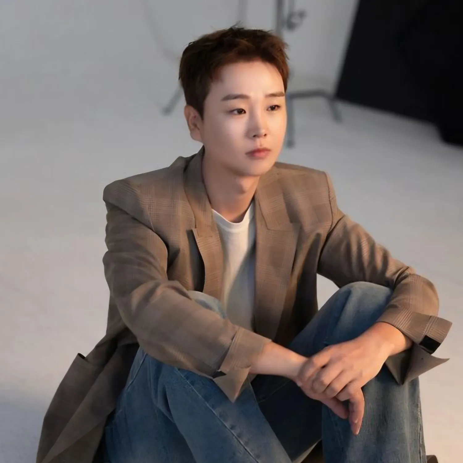 Recent activity shot of Song Minjun