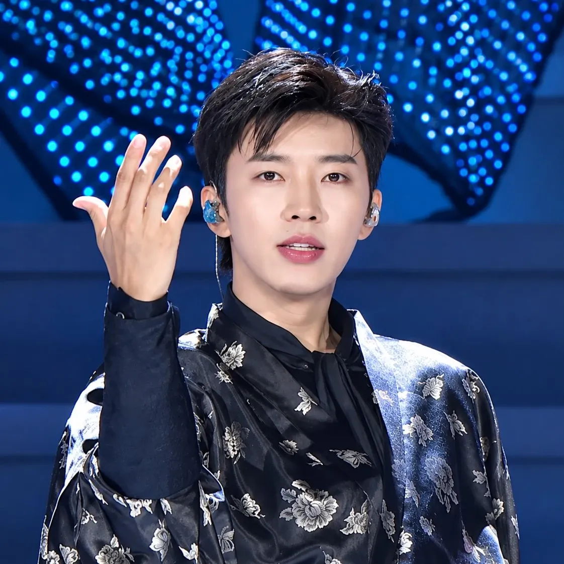 Cuplikan di balik layar dari Lim Youngwoong