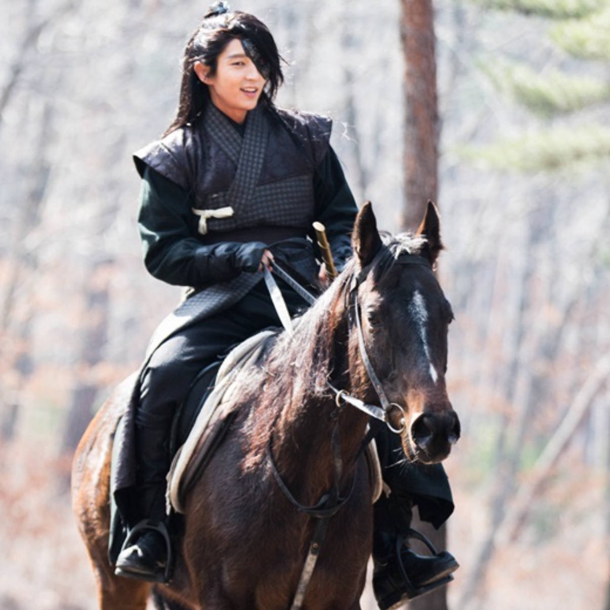 A moment captured by a fan of Lee Joongi