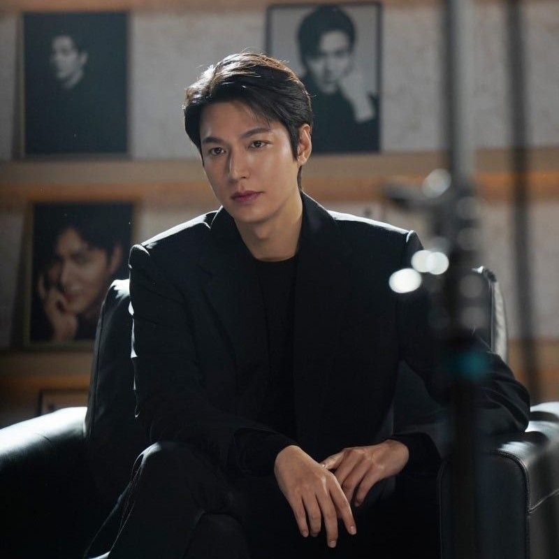 イ・ミンホの最近の活動ショット