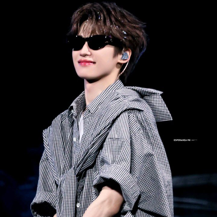 Behind-the-scenes cut of Zi Yu