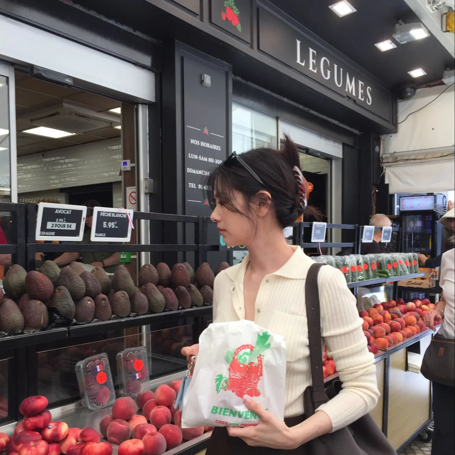 Behind-the-scenes cut of Jung Somin
